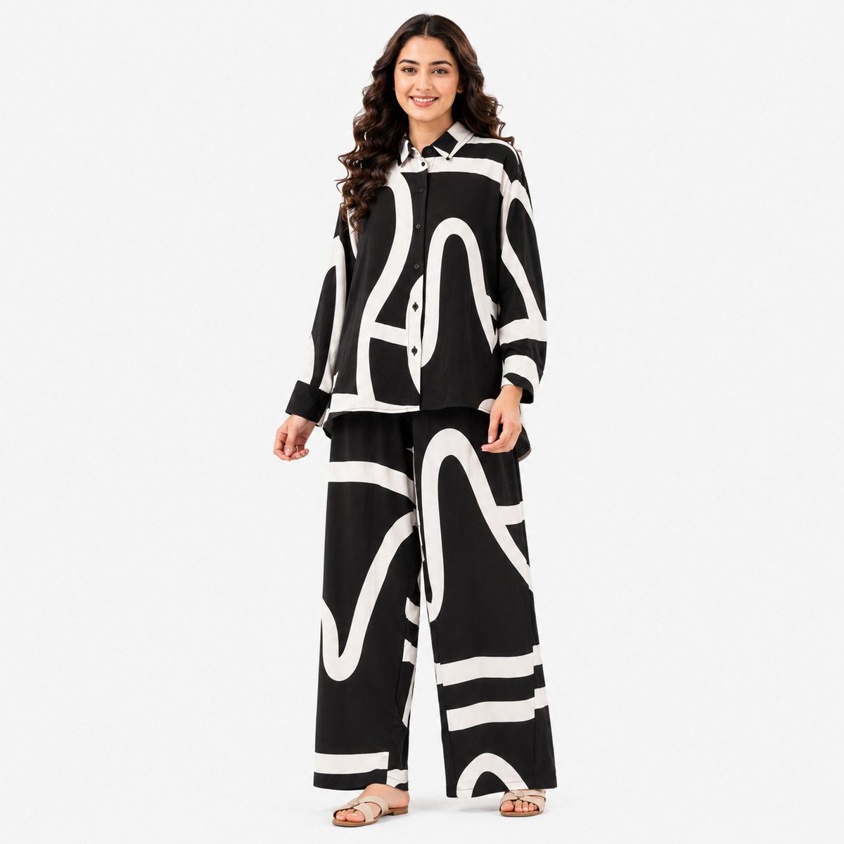 White & Black Cord Set